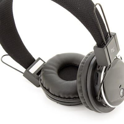 Cascos negros bluetooth serigrafiados